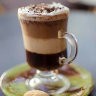 Café Con Leche Bombón (8 Oz.)