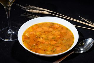 Ciorbă de fasole cu tarhon