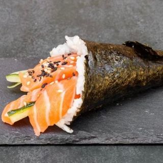 Temaki Salmón (1 Ud.)