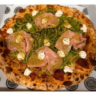 Pizza especial mortazza (30 cm.)