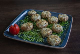 Punjeni šampinjoni 350 gr