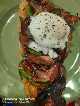 Tosta aberta (salgada)