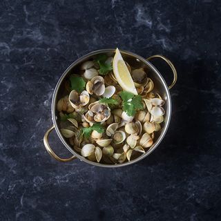 Amêijoa  à  Bulhão Pato