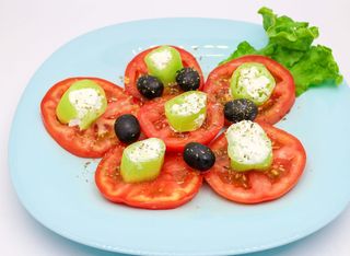 Салата Слънчева (350г)