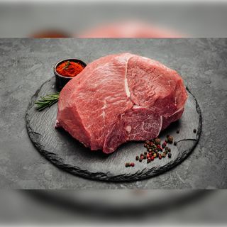 Стегно Теляче (100г)