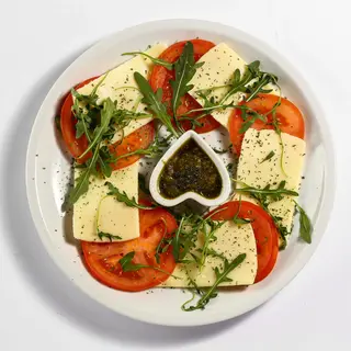 Caprese salata