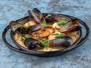 *МОРЕПРОДУКТИ НА ВОГНІ (350g)