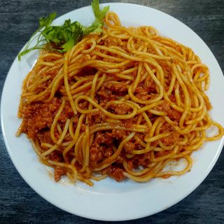 Espaguettis a la boloñesa