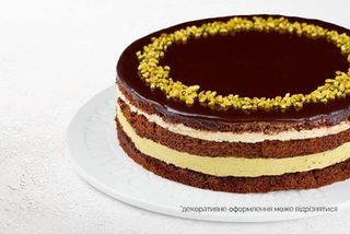 Торт Шоколадно-фісташковий цілий