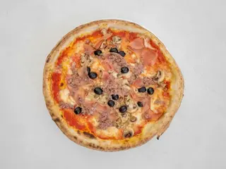 Pizza Capricciosa