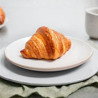 Plain croissant