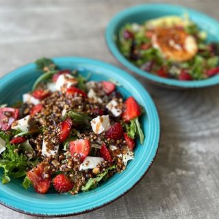 Amanida De Formatge Fresc