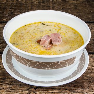 Zamă ardelenească de ciolan afumat cu tarhon