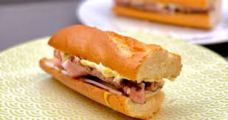 Bocata De Salchichas