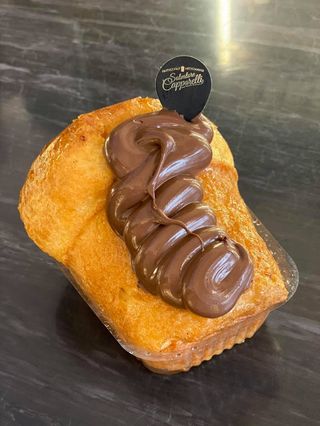 Babà a Nutella