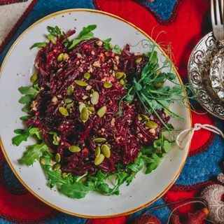  Салат "Свекольный с орехами" (250 гр.)