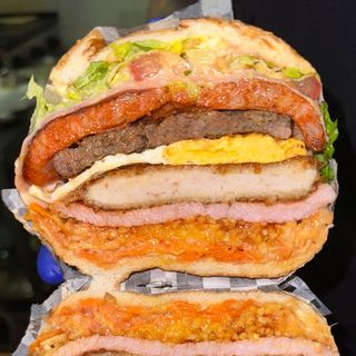 Combo Hamburguesa La Mostrosa