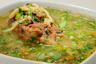 Borș de coadă de vită