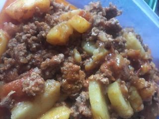 Ragoût de Pomme de Terre avec Viande Hachée