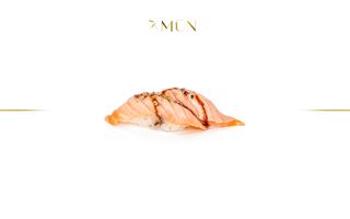 Nigiri di salmone scottato - 2 pezzi