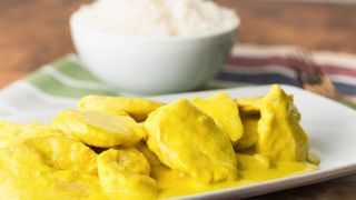 Pollo o agnello curry