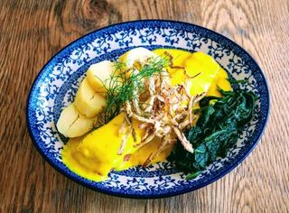 SALMON CON CREMA DE AZAFRAN