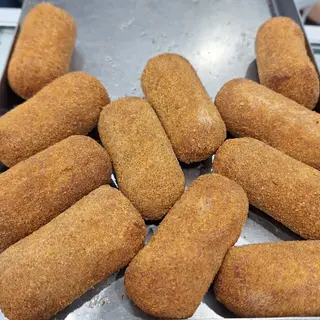 Box 8 Croquetes