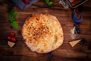 Focaccia cu usturoi