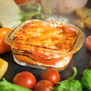 Berenjenas Asadas, Queso Y Salsa De Tomate Casera