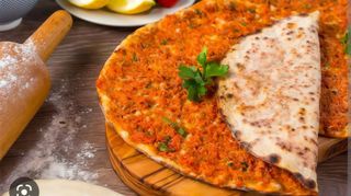 Pizza turca con queso