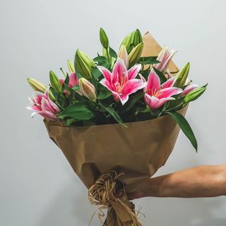 Ramo liliums rosas (L)