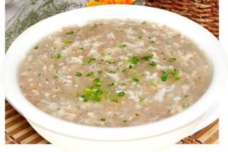 Суп из говядины "Шиху"西湖牛肉羹