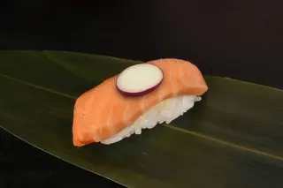 Nigiri Somon Tosa (28g)