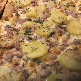 Pizza Patate E Salsiccia (80 Cm.)
