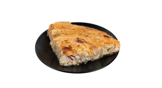 Pita sa zdenkom i pečenicom četvrtina