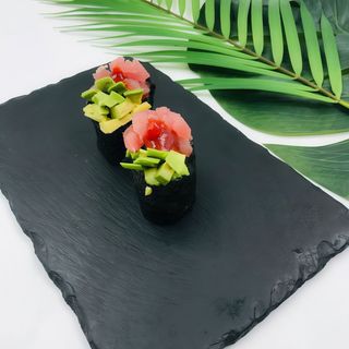 108. Gunkan De Atún I Alvocat