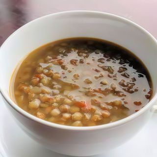 sopa de lentejas