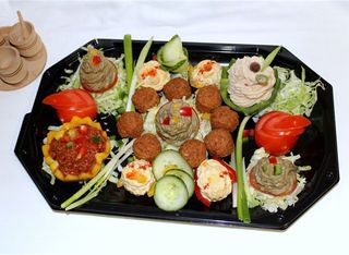 Platou vegetarian pentru 4/5 persoane