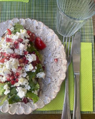 Avocado toast con feta VEGETARIANO