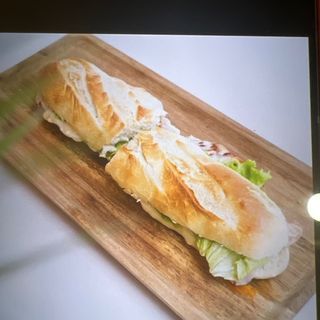 Baguete de Presunto e Queijo