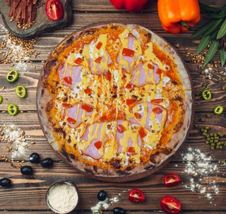 Խոզապուխտ չեդեռ սոուսով