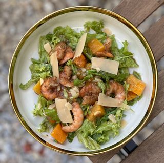 Салат з гарбузом та креветкою (235г)