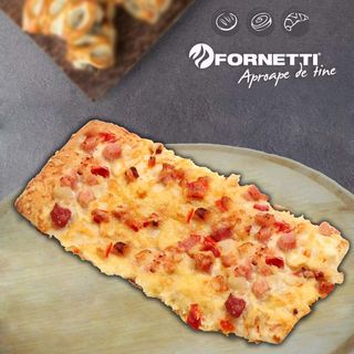 Pizza cu sunca si bacon