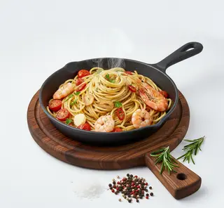 Tagliatelle gamberoni Tiger e pomodori