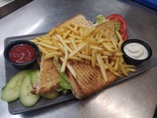 Клуб сандвич (500г)