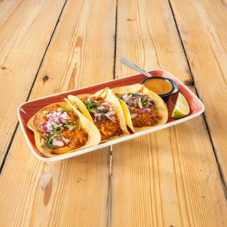 Tacos De Tinga (3 Uds.)