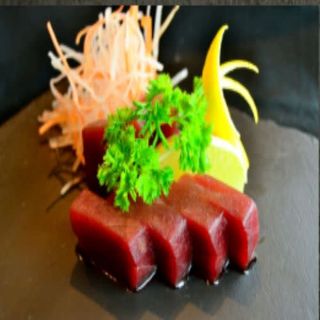 Maguro Sashimi