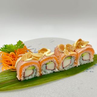 Uramaki Sakura Roll