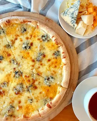 Four Cheeses pizza