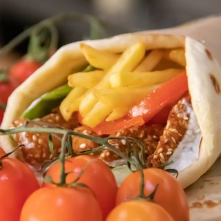 Pileće belo pohovano sa susamom